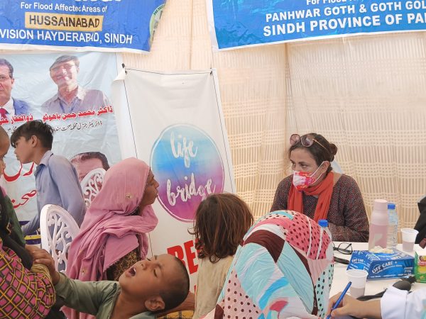 Life Bridge International and IIPL Joint Medical Camp and Distribution of Food in Flood Affected Areas of Sindh